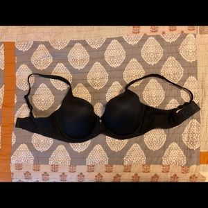 2/$15 Victoria’s Secret 34DD Bra